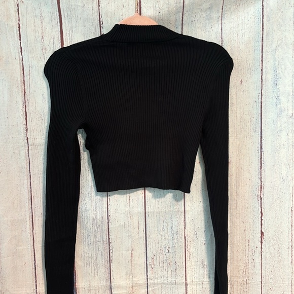 NWT Steve Madden Ollie Cutout Ribbed Crop Sweater - Picture 8 of 8